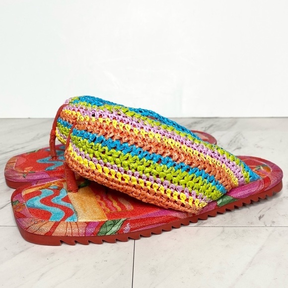 Farm Rio Toucans Crochet Multicolor Puffy Flip Flop 6 - Picture 1 of 13